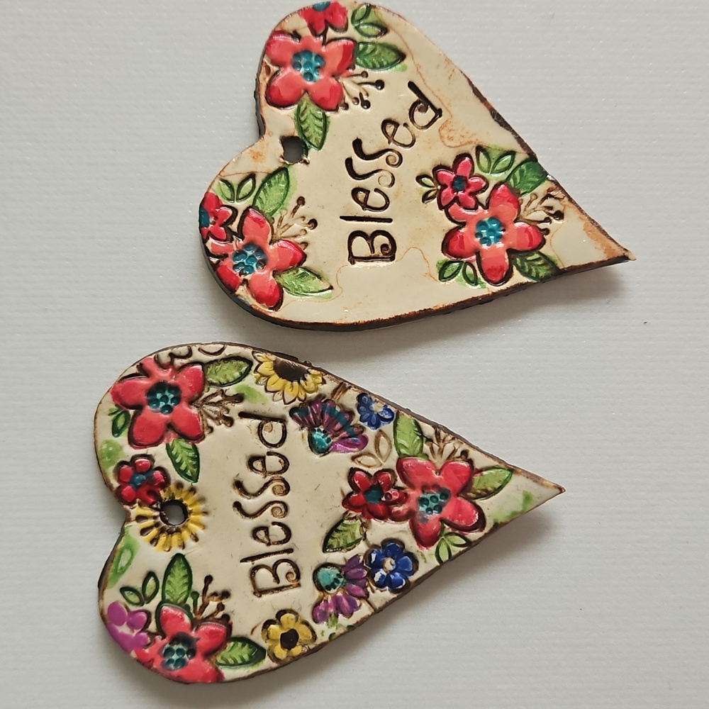 *choose* Floral Heart Shaped Blessed Artisan Crafted Pendant Focal Decor